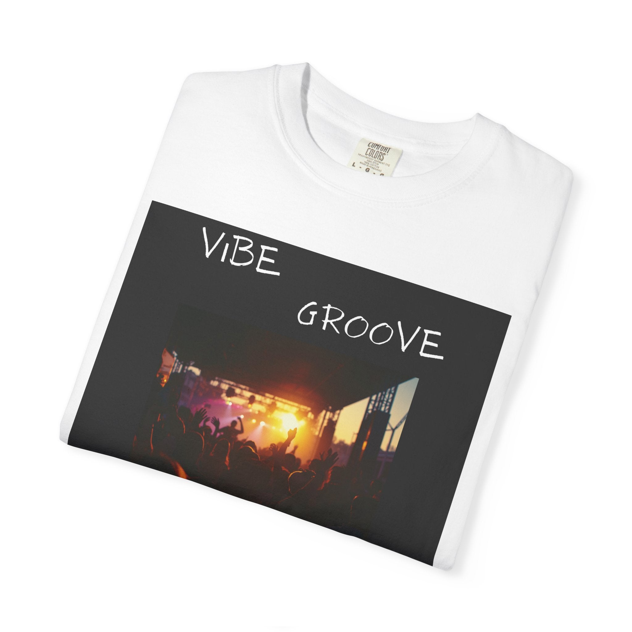Vibe Groove Beat Flow T‑Shirt — Retro Sunset Concert Photo Tee